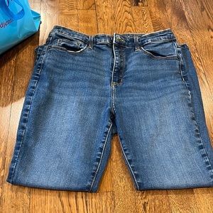 Universal threads women blue jeans